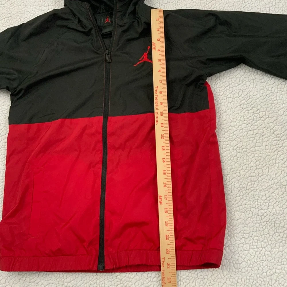 Air Jordan Jumpman Jacket Windbreaker Hood Youth Boys L 12-13 Years Black Red